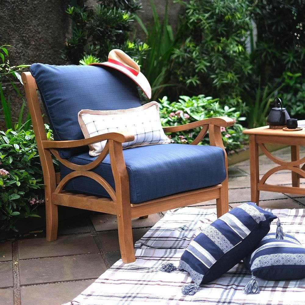 Abbington Teak Wood 5 Piece Outdoor Seating Set with Navy Cushion - Image 4