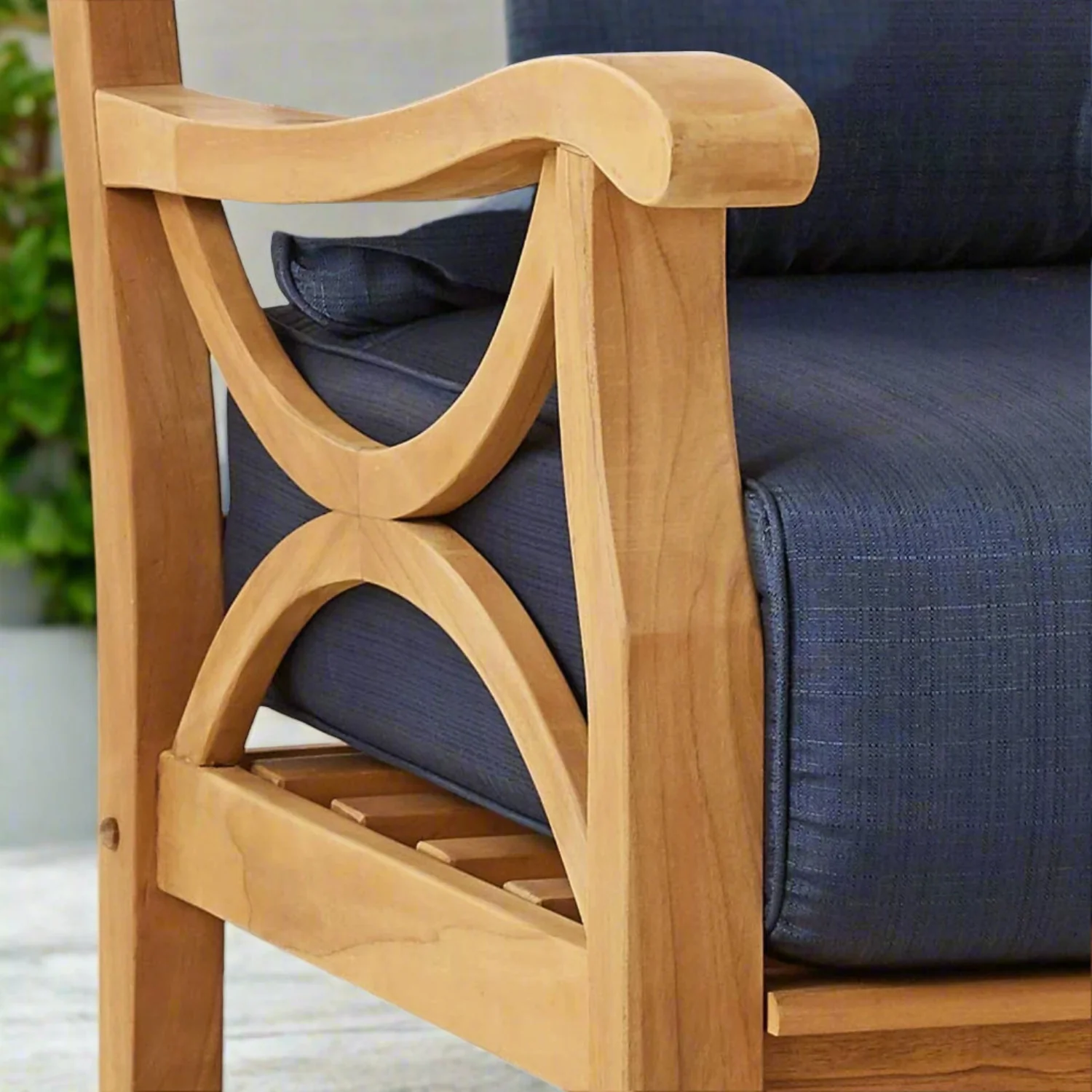 Abbington Teak Wood 5 Piece Outdoor Seating Set with Navy Cushion - Image 7