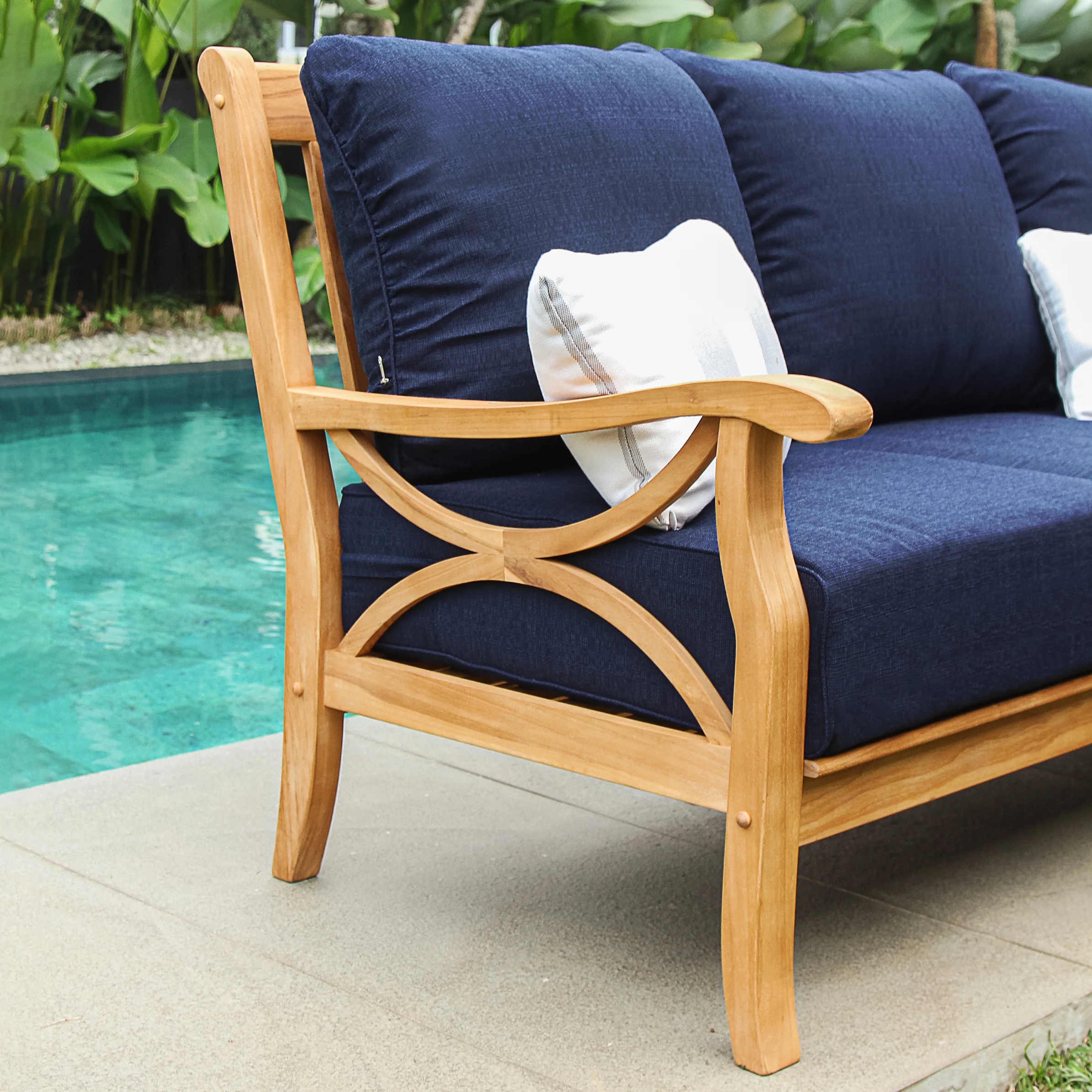 Abbington Teak Wood 5 Piece Patio Conversation Set with Navy Cushion - Image 10