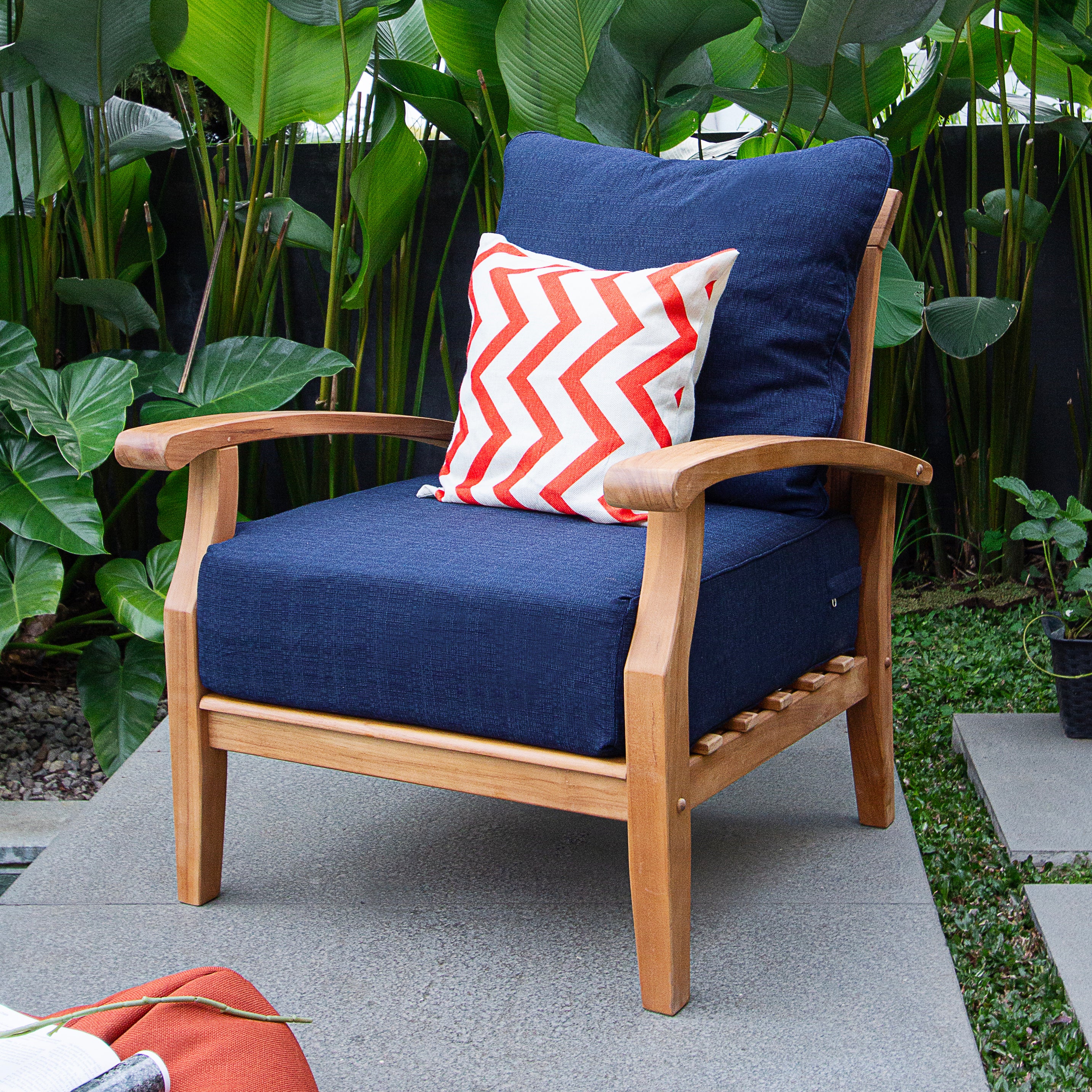 Caterina Teak Wood 4 Piece Patio Conversation Set with Navy Cushion - Image 7